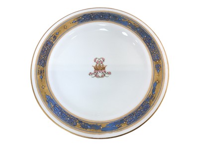 Lot 5156 - Worcester armorial porcelain plate with coronet and monogram.