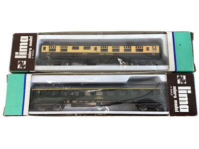 Lot 1919 - Lima N Gauge GW Buffet & foreign railway lines, No.s 301, 302, 311, 318 & 363, all boxed (5)