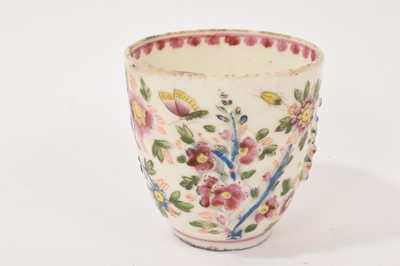 Lot 11 - Rare 18th century Bow porcelain beaker