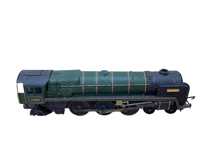 Lot 1930 - Tri-ang TT Gauge lined green 4-6-2 Britannia Class Boadica locomotive 70000, boxed T97 (1)