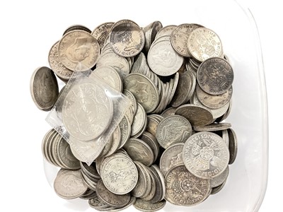 Lot 488 - G.B. - Mixed coinage to include pre 1947 silver estimated face value £16.70 & other issues (Qty)
