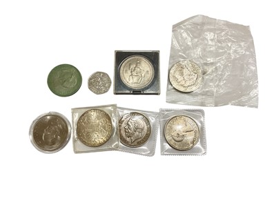 Lot 479 - World - Mixed coinage