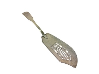 Lot 317 - George III silver fiddle pattern fish slice, (London 1814), maker William Eaton, 29.5cm, 4.5oz.