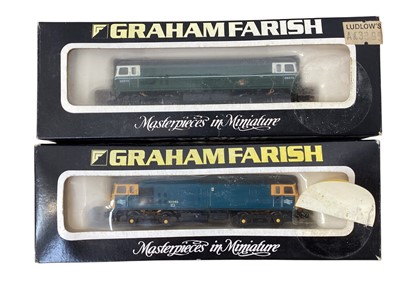 Lot 2004 - Graham Farish N Gauge locomotives including BR blue yellow ends Class 37 diesel 37035, boxed No.8015, Class 52 Western Gauntlet D1070, boxed No.8425, Class 25 diesel 33040, boxed No.8304 and BR...