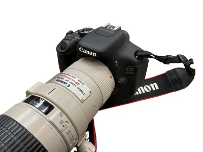 Lot 2352 - Canon camera kit, including a EOS 600D with EF 400mm f5.6 L Ultrasonic lens, EF 200mm f2.8 L II Ultrasonic lens, etc