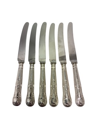 Lot 247 - Set of six contemporary silver handled Kings pattern dinner knives with stainless steel blades, (Sheffield 1969), maker William Yates Ltd (6).