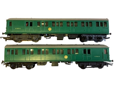 Lot 2032 - Tri-ang OO Gauge Suburban Motor Coach R156, with two central coaches R223 and Dummy R225, 3 boxes (4)
