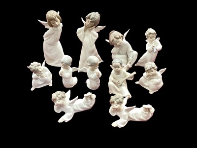 Lot 1244 - Collection of 11 Lladro porcelain figures