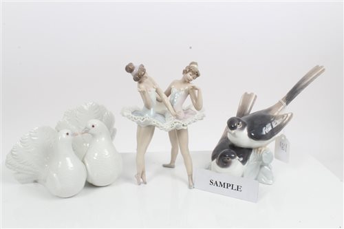 Lot 2160 - Selection of Lladro porcelain figures and...