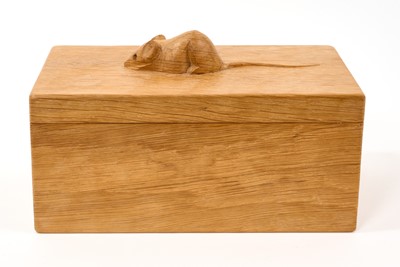 Lot Robert Mouseman Thompson lidded oak box