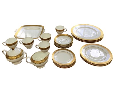 Lot 1228 - Wedgwood Ascot pattern tea set