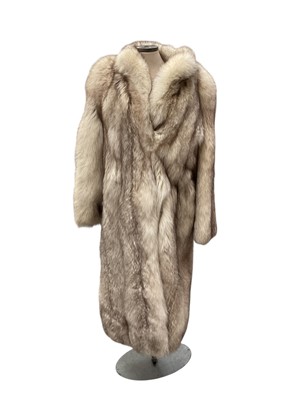 Lot 2163 - Arctic Fox coat