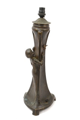 Lot 712 - Art Nouveau bronze lamp