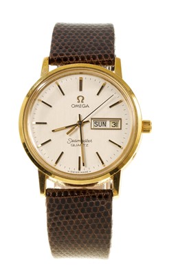 Lot 506 - Gentlemen's Omega Seamaster Quartz wristwatch on leather strap