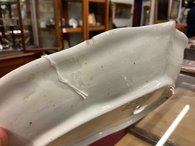 Lot 46 - Caughley Weir pattern heart shaped dish, circa 1790 Provenance; Bill Dickinson