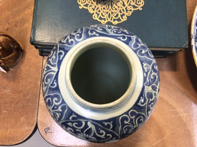 Lot 5054 - 18th century Dutch Delft ovoid vase and cover, in Chinese style