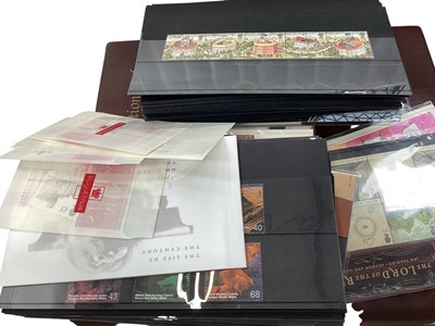 Lot 1482 - Stamps collection of G.B. presentation packs in albums and loose plus u/m modern commemorative issues, definitives to £5 etc. high face value (100s)