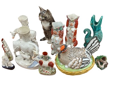 Lot 141 - Staffordshire and other ceramics