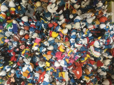 Lot 2592 - Huge collection of Smurf figures, and other items relating to Smurfs