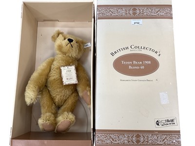 Lot 2732 - Teddy bears including Steiff boxed selection including 406072, Petsy 407383 and 661969 both with certificates..