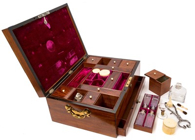 Lot Fine quality 19th century physician's box