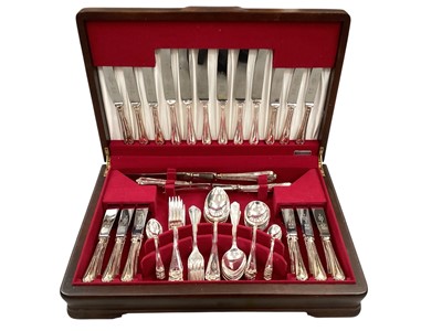 Lot 100 - Six place canteen of silver plated cutlery