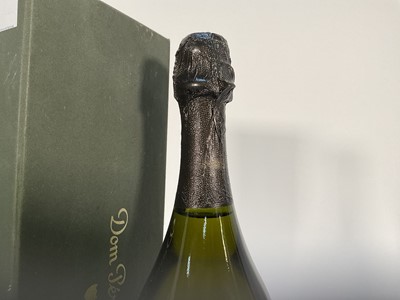 Lot 2 - One bottle, Moët & Chandon Dom Perignon champagne, vintage 1998, in original card box