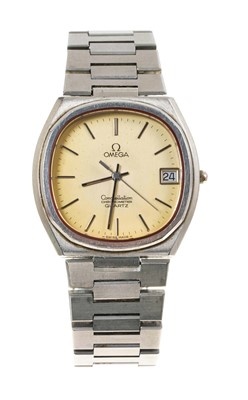 Lot 505 - Vintage Omega Constellation Chronometer Quartz stainless steel wristwatch, model 1333, on stainless steel bracelet