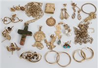 Lot 3364 - Group of gold and yellow metal Jewellerylery -...