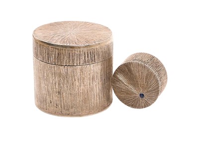 Lot 220 - Contemporary silver pill box with all round bark effect decoration, (London 1977), maker London Assay Office, together with another contemporary silver pill box with bark effect decoration and a...