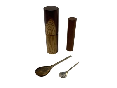 Lot 221 - Adrian Kruse Anthony Hope (B. 1953), contemporary silver spoon, housed in a turned wood case, together with another smaller example, (Edinburgh 1982 and 1984), maker Adrian Hope, the largest 12c...