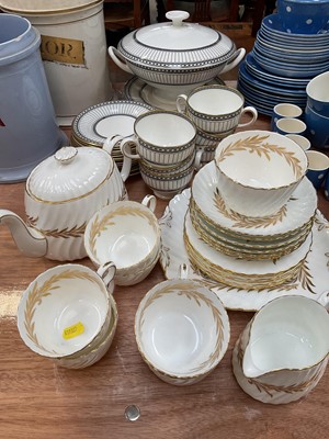 Lot 5010 - Minton Golden Symphony tea set, together with Wedgwood Colonnade pattern tea and dinner wares
