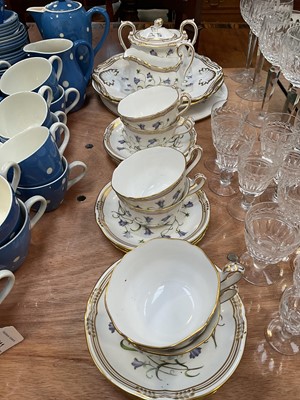 Lot 5012 - Spode Campanula pattern part tea set