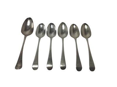 Lot 337 - Group of six Georgian Old English and Hanoverian pattern dessert spoons, (various dates and makers), all at approximately 8.5ozs, (6).