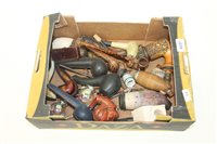 Lot 4257 - Assorted 19th / 20th century pipes - various...