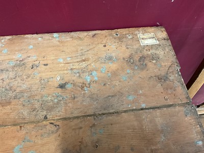 Lot 1500 - Good French Louis XVI green painted side table, the rectangular white marble top supported on a green painted base with carved frieze with central urn mount, on square tapered and fluted legs