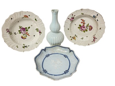 Lot 1534 - Group of ceramics