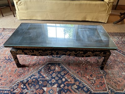 Lot 1536 - 1920s Chinese lacquer rectangular table with gilt decoration, on square legs