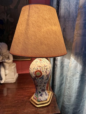 Lot 1765 - Pair of early 20th century hexagonal vases, now mounted as table lamps with gilt wood mounts, each with shades