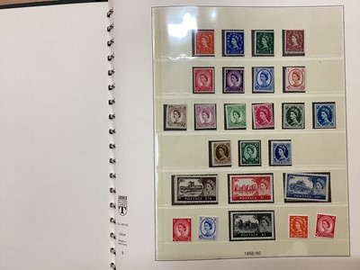 Lot 1162 - Stamps G.B. QEII collection