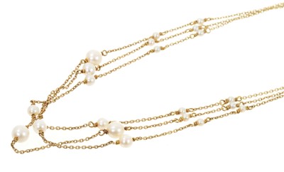 Lot 666 - 9ct gold three strand chain necklace interspaced with graduated cultured pearls, 40.5cm