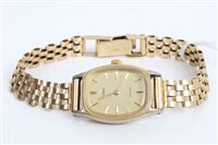 Lot 3393 - Ladies' Pulsar wristWatches on gold (9ct)...