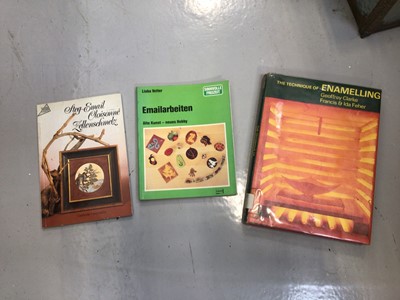 Lot 5163 - Uhlig enamelling kiln with accessories and pigments