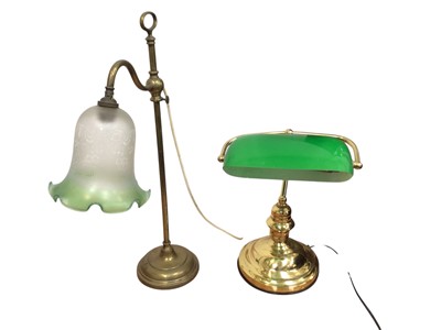 Lot 5050 - Antique brass table lamp with etched glass shade together with a reproduction bankers lamp