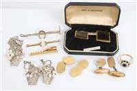 Lot 3416 - Pair gold (18ct) cufflinks (London 1914), gold...