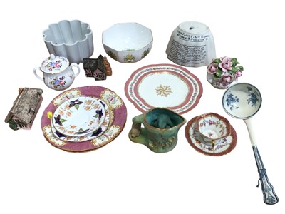 Lot 5058 - Quantity of ceramics to include Royal Worcester, Royal Albert and others