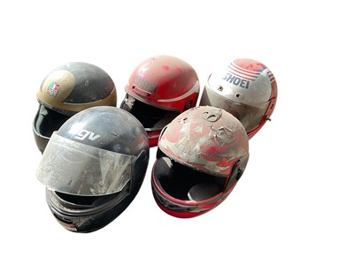 Lot 136 - Group of five assorted crash helmets, (5).