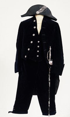 Lot 72 - Fine Edwardian High Sheriff's uniform with sword, in original tin trunk