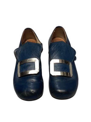 Lot 2514 - Two vintage velvet children's caps, pair blue leather children's shoes and another pair