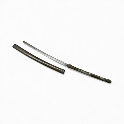 Lot 854 - 19th century Burmese Dha sword with white metal mounts